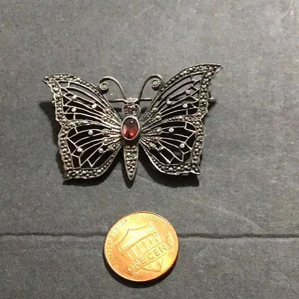 Brooch vintage garnet and sterling silver butterfly